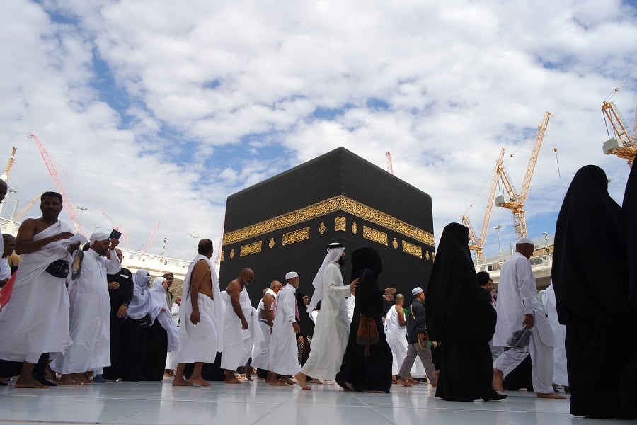 Budget & Premium Umrah Packages in the UK